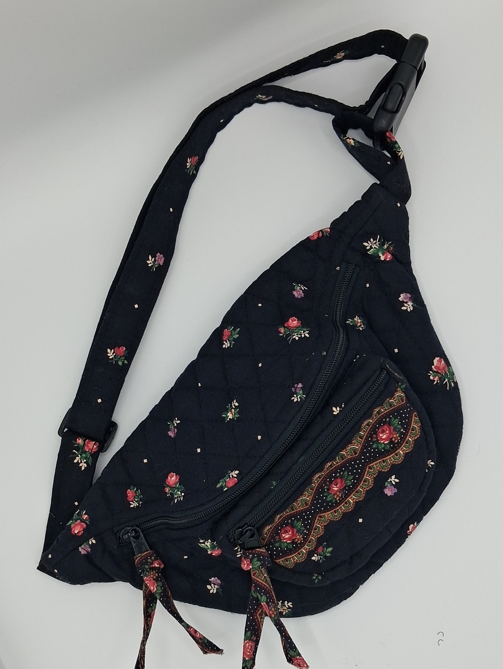 Vera Bradley Quilted Floral Black Crossbody/Fanny Pack Belt Bag